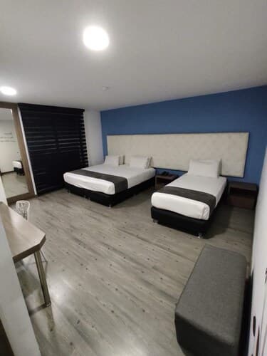 Hotel Plaza Miranda by AW