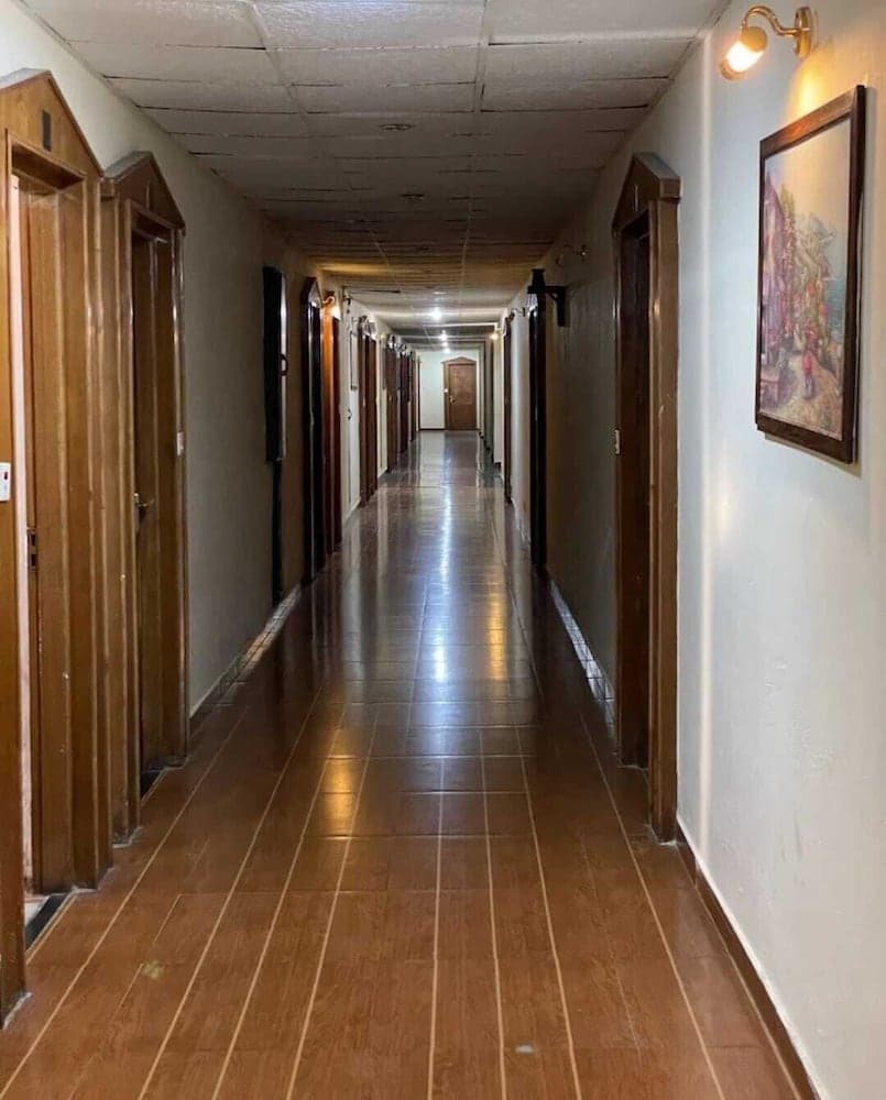 Royal Grand By Skua World