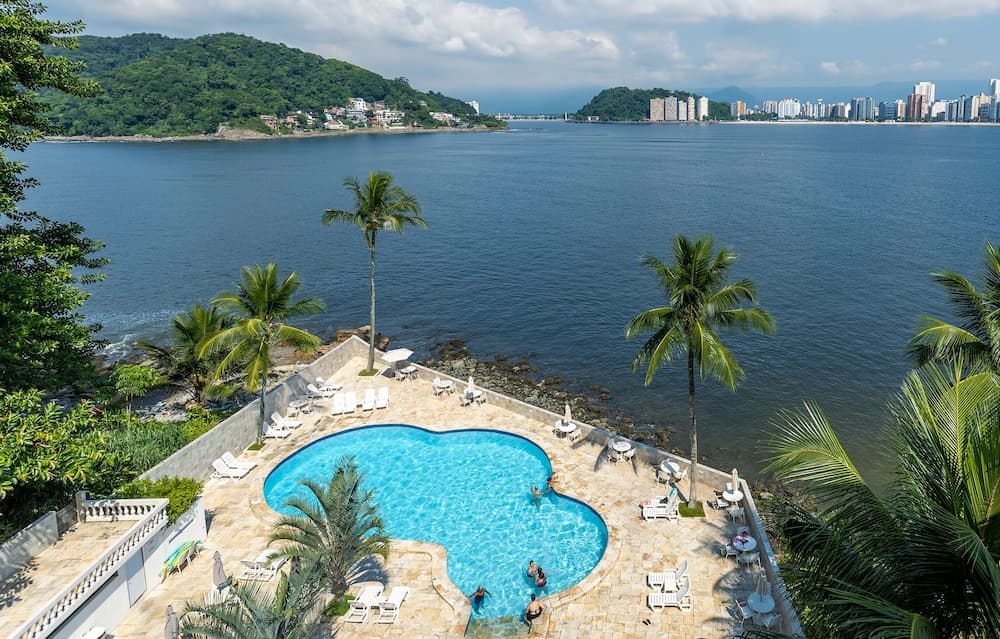 Ilha Porchat Hotel