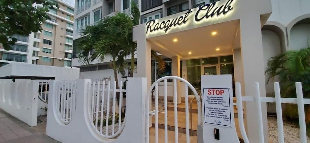 Sunbay Beach 2BDR Oceanview Pool Parking