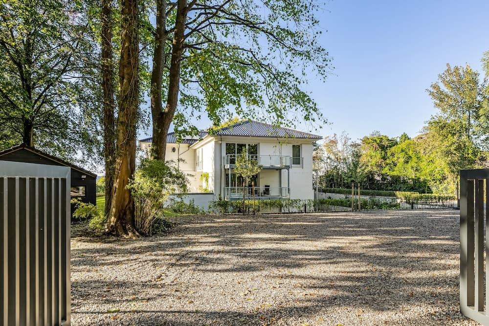 Konaklama yerinin ön cephesi