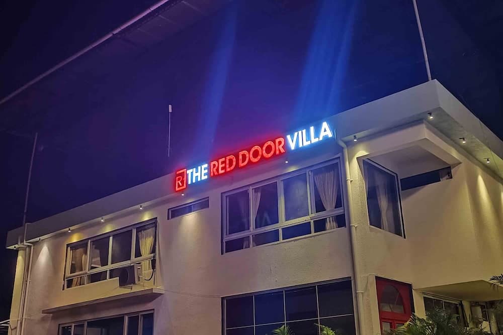 Red Door Villa by Shiloh Stays Igatpuri