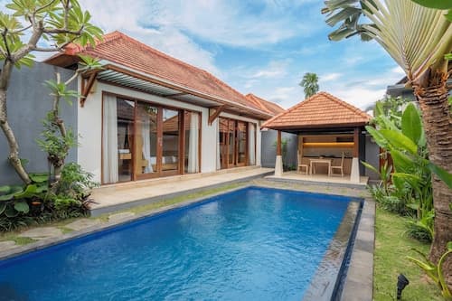 Kings Villas Sanur By Moria