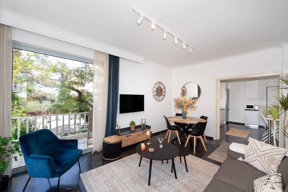 Modern Luxury Apartment in Glyfada