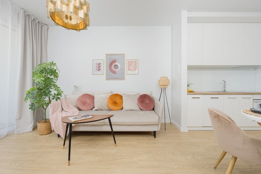Elegant Apartment Warsaw by Renters