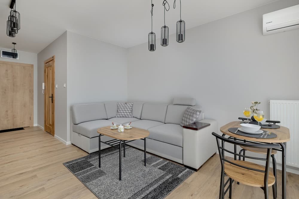 Amazing Studio With Balcony by Renters