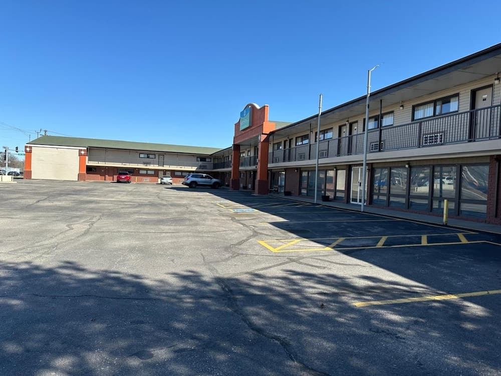 Stay Inn by OYO Near I 80 Lincoln West