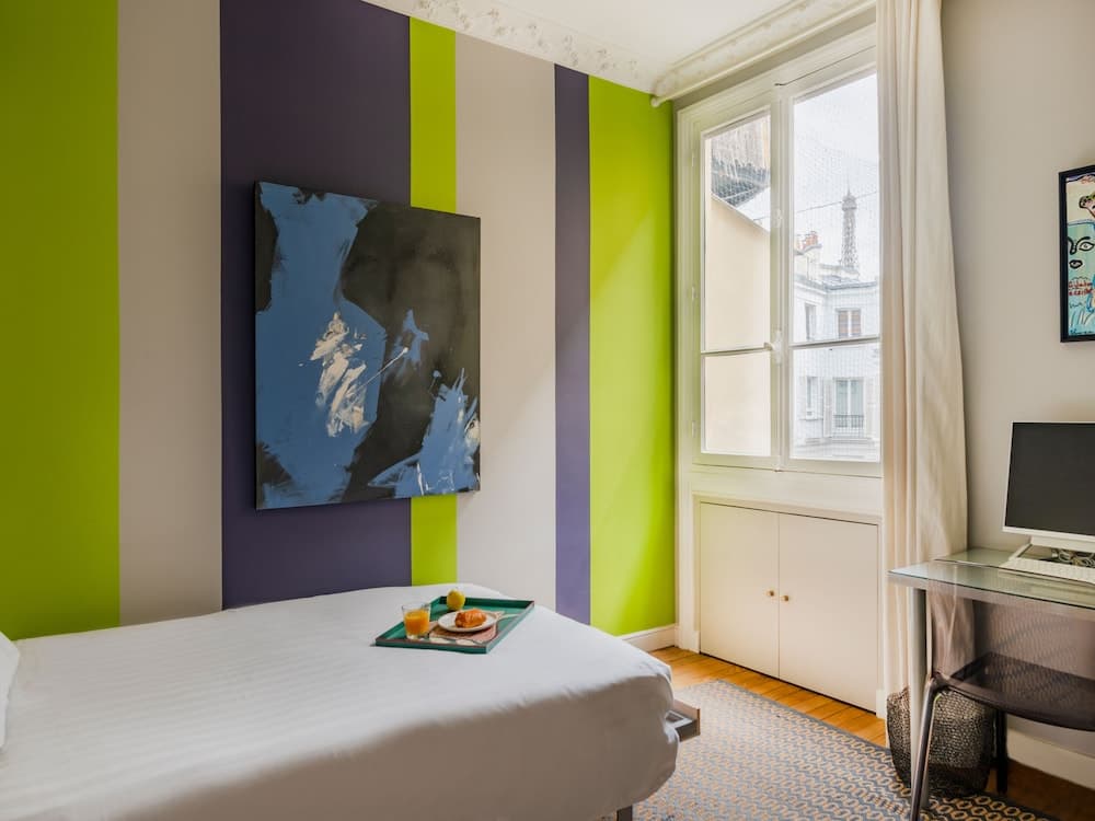 Paris Eugène Design Residence