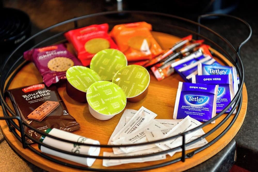 Kahve ve/veya kahve makinesi