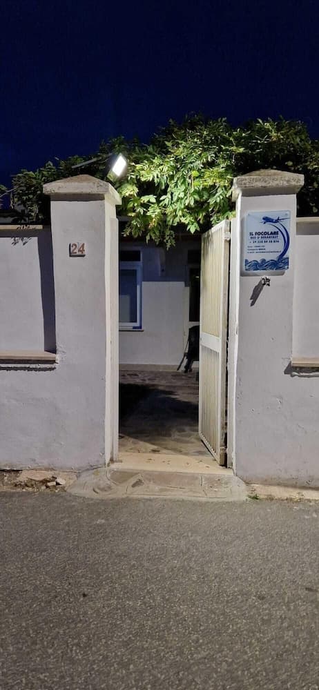 Konaklama yerinin ön cephesi