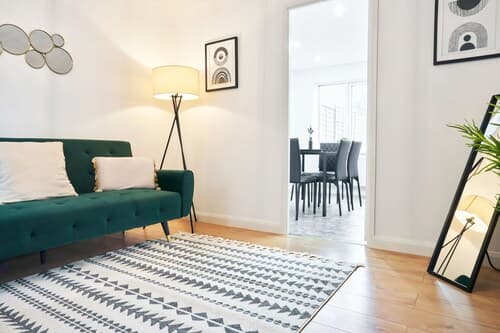 Stunning 3-bed House in Central Milton Keynes