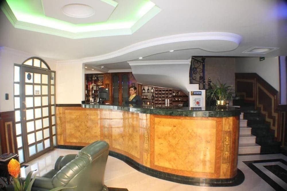 Lafont Park Hotel