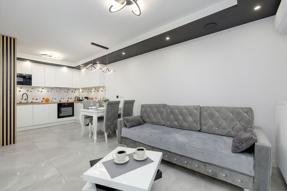 Apartment & Garden by Renters Prestige