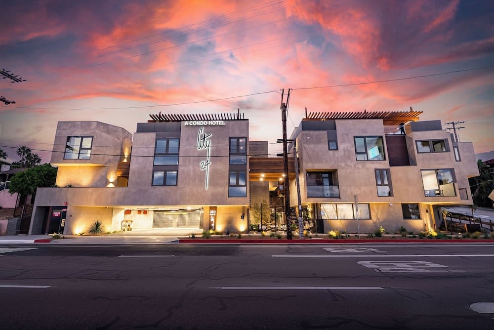 City24 Hotel Little Italy Mission Hill