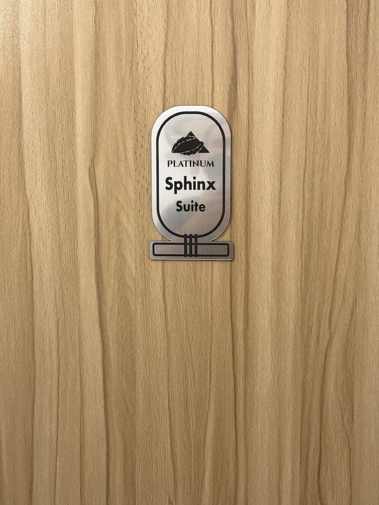 Platinum Pyramids Inn