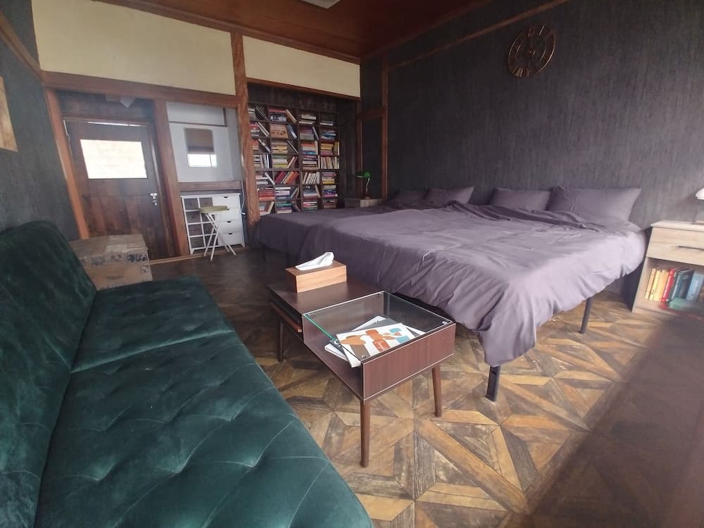 Wanderlust Inn