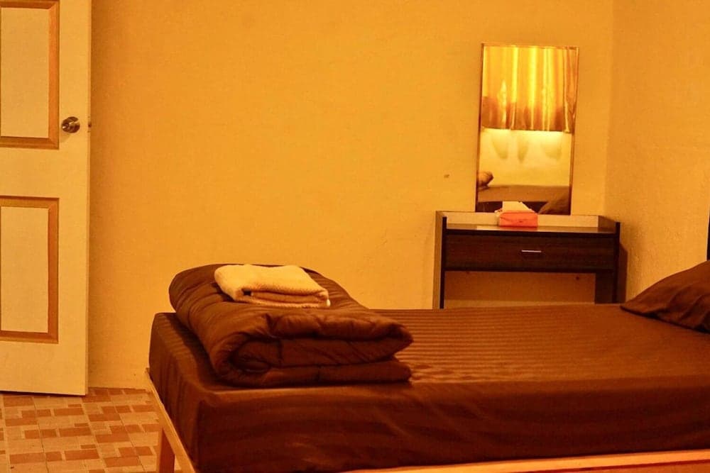 The House Hostel