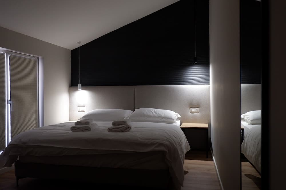 D rooms City-center Tirana