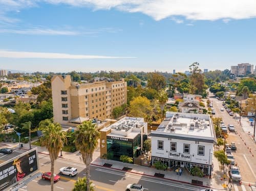 Uptown Inn by Vantaggio - Limited Service Apart-Hotel