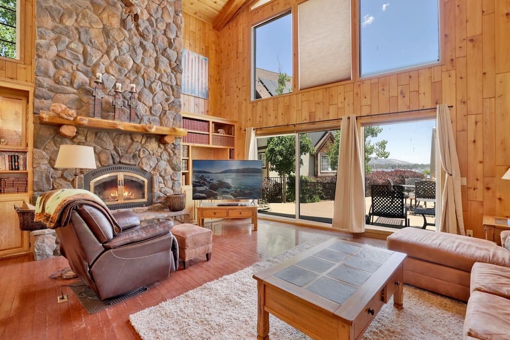 Lakefront Village Castle #2312