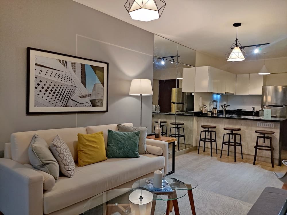 Black By Wynwood House