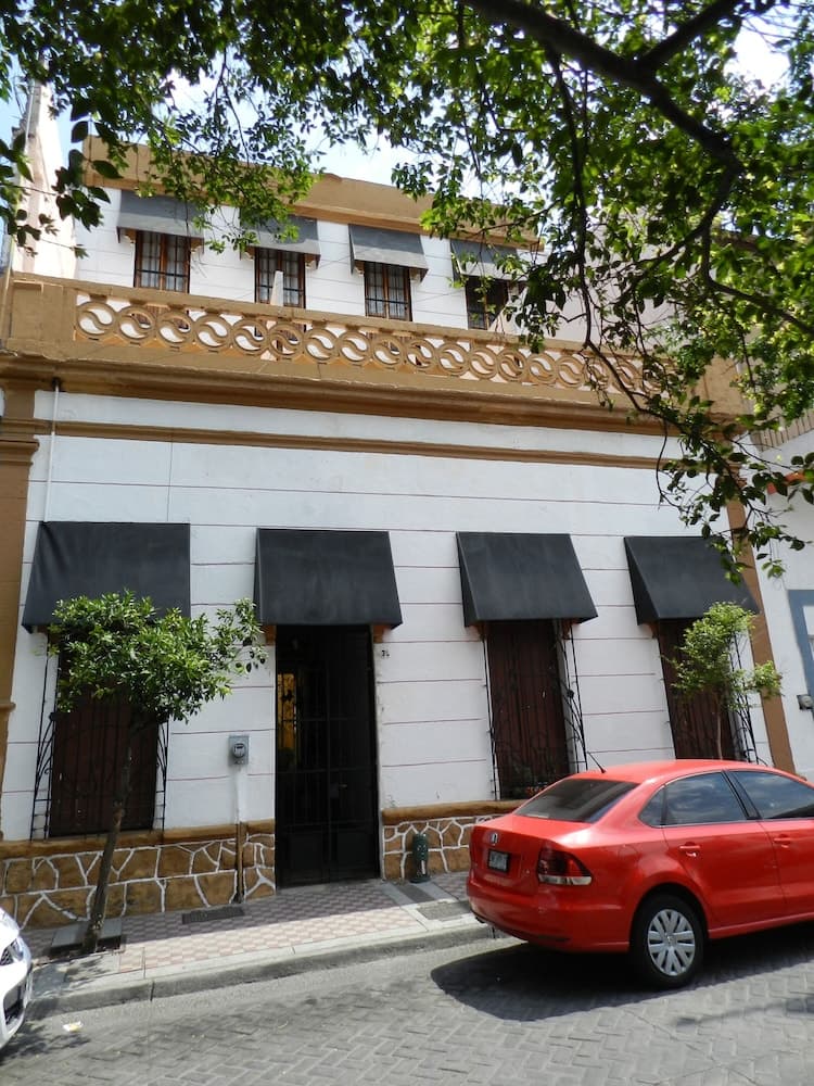 Hospedaje La Mexicana