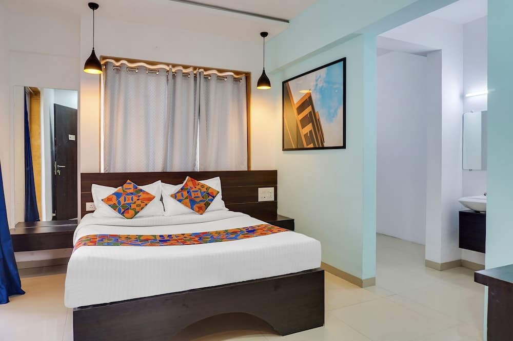 Fabhotel The Corporate Hub