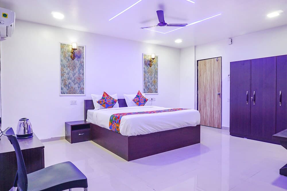 Fabhotel Atharva Executive