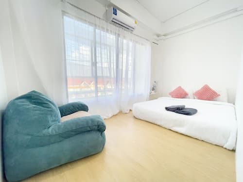 Transit Donmueang Airport Hostel