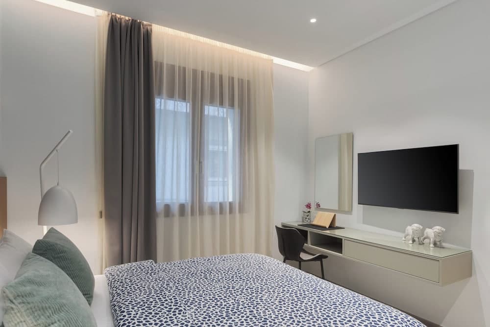 Patra Elegant Residence