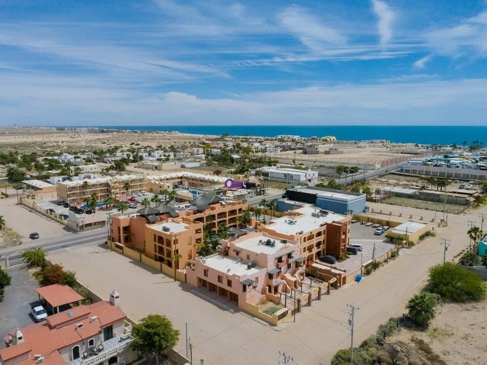 El Pueblo Condominiums by Rocky Host