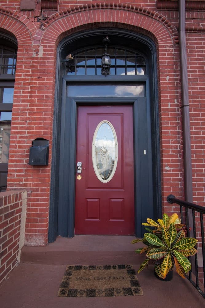 Saint Nicholas Inn Guesthouse