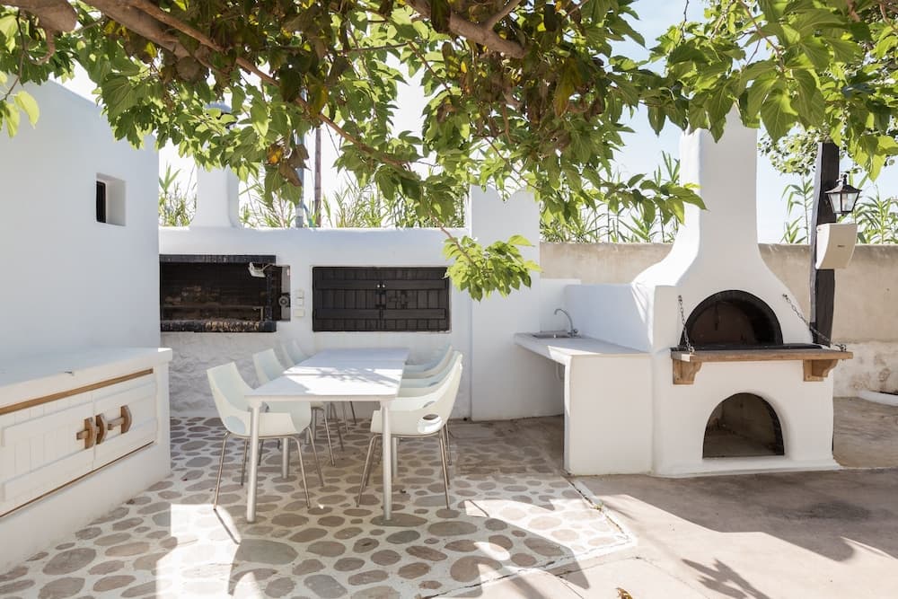 Kallos Villas & Suites