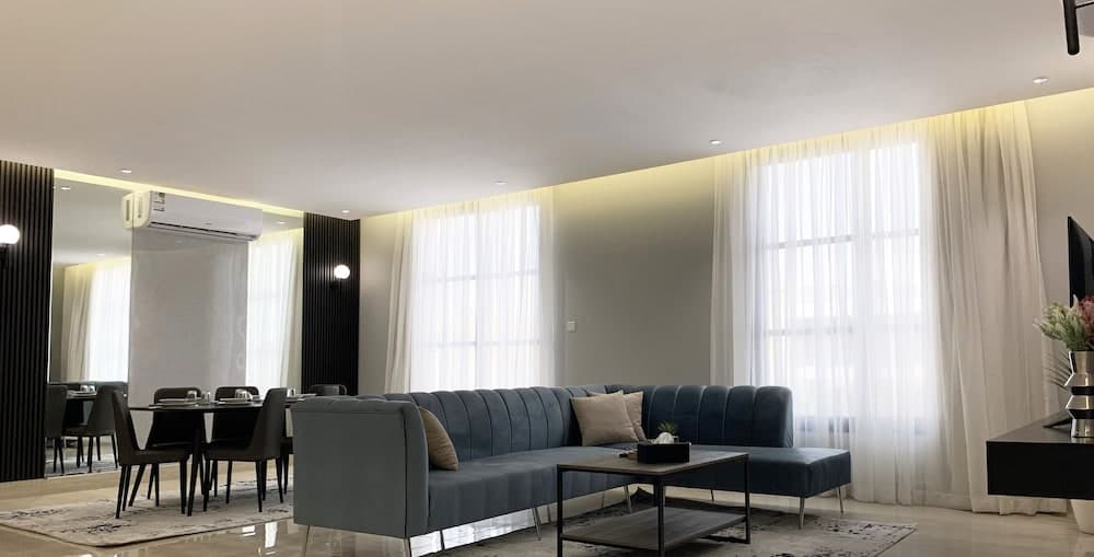 Sahafa A-9 Royal touch Balcony AZ74