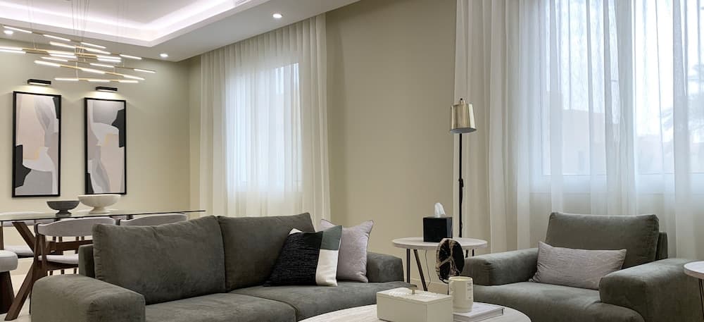 Kease Nakheel A-1 Royal touch  AZ35