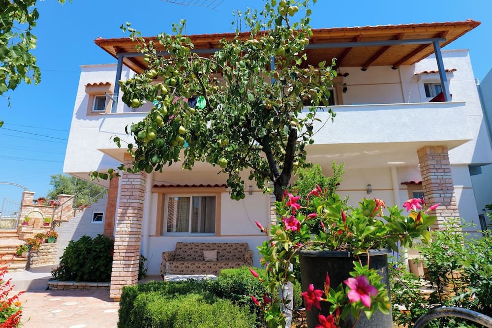 Villa Guximi