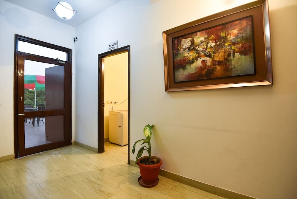 BedChambers Serviced Apartments SushantLok
