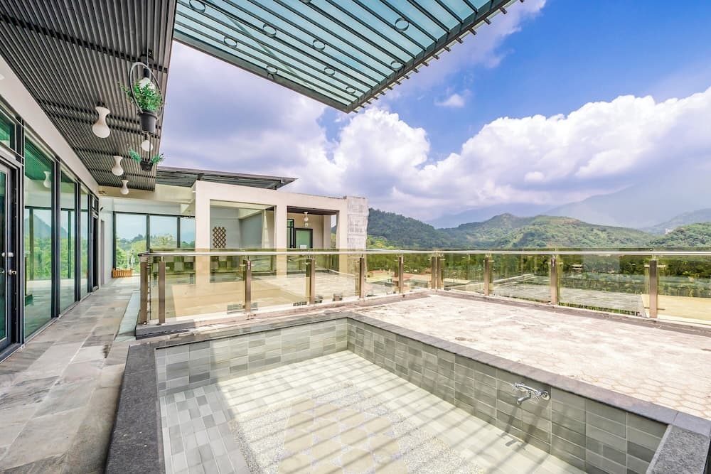 Han Yan Hill Hotel