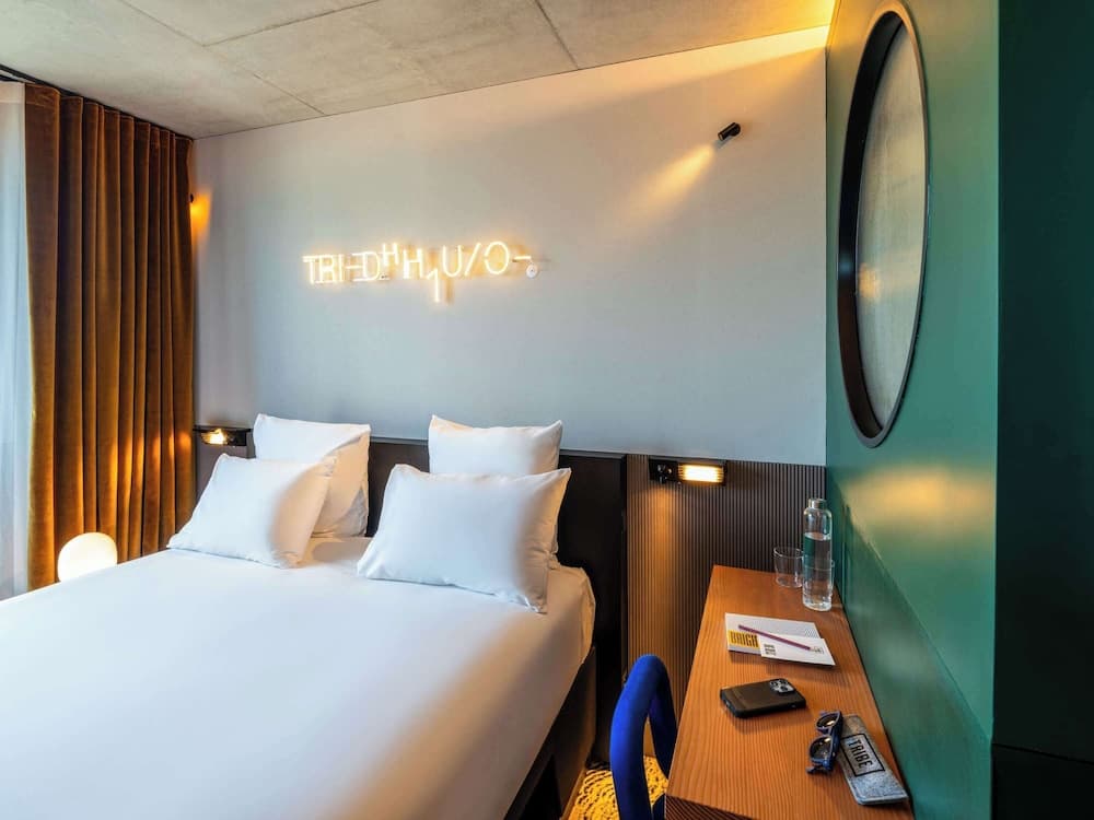 Tribe Paris Clichy