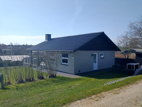 6 Person Holiday Home in Roslev