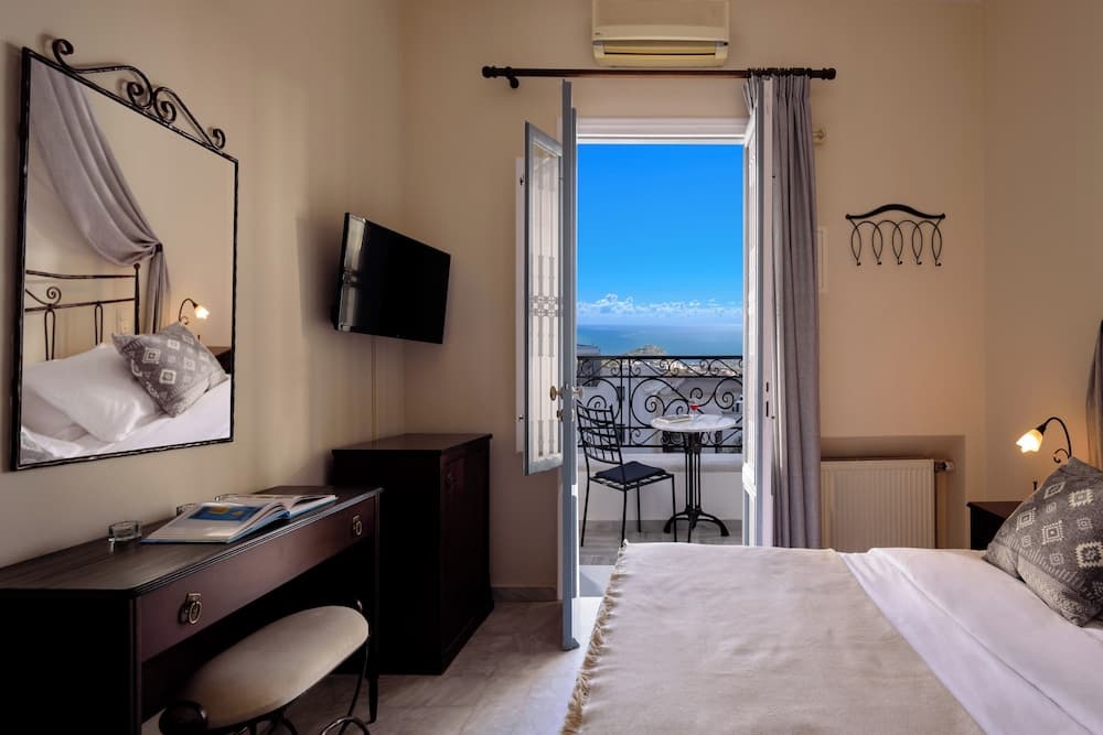 Ikio Concept Santorini