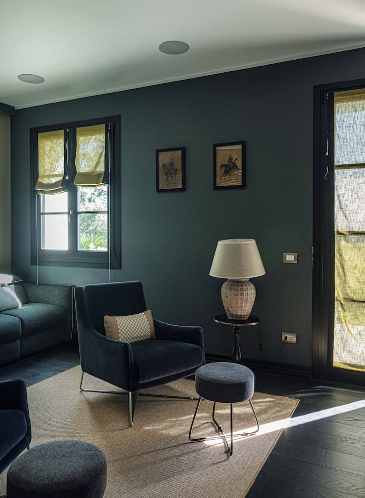 Green and Blue Villa by Wonderful Italy