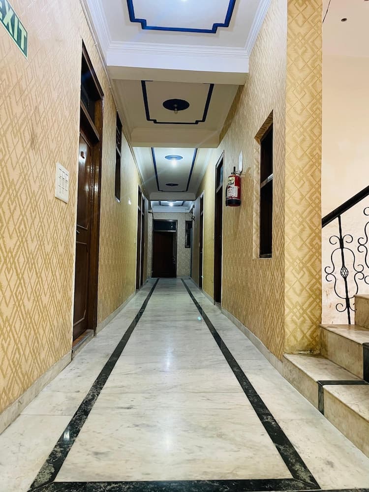 Hotel Shri Ram By GRB