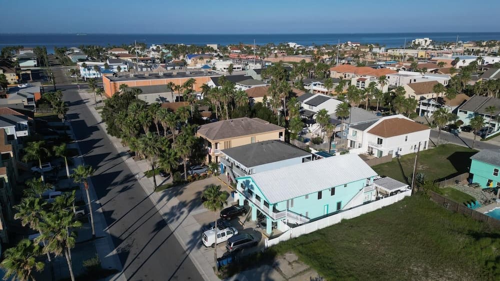 Retreats at Lantana 4 Plex