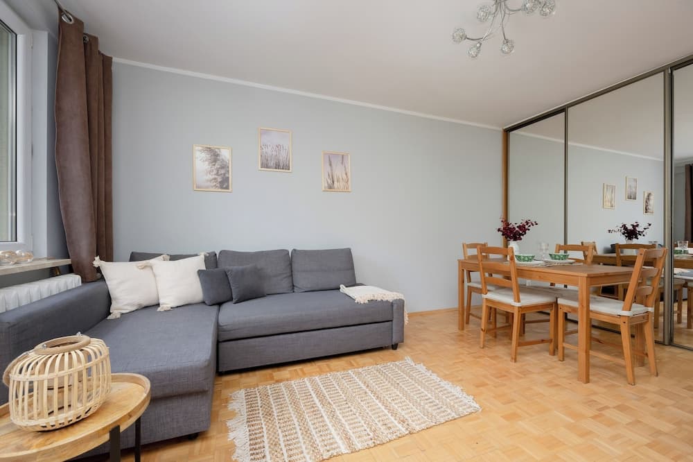 Wilanowska Studio Warsaw by Renters