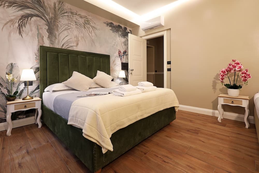Vatican Cozy Suites