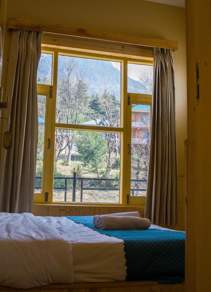 Goroomgo Ghar Bar Boutique Stay Himachal Pradesh