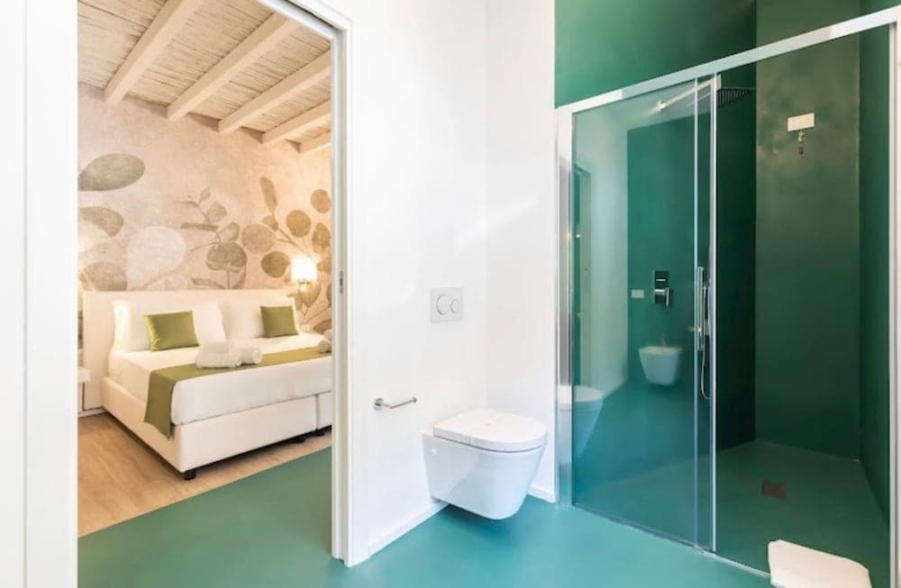 Metropolitan Rooms