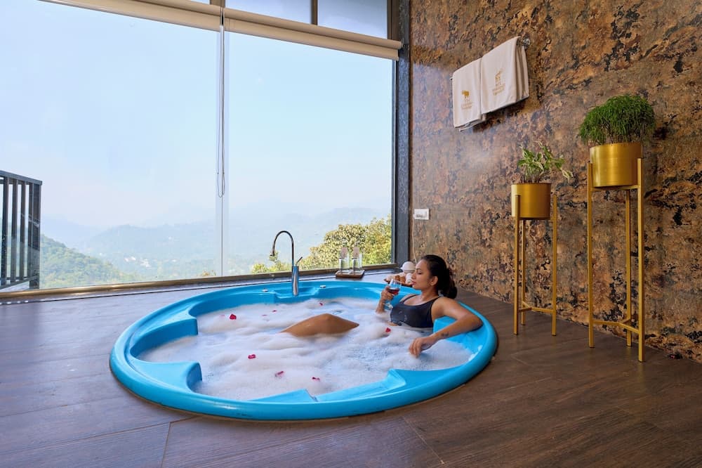 Özel spa küveti