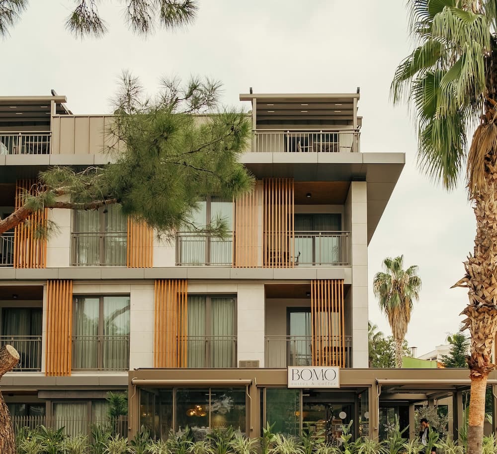 Bomo Suites